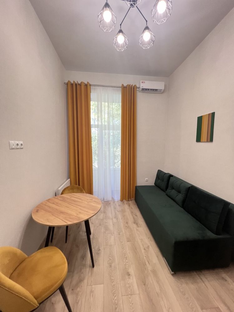Compact Studio Apartment on Uspenskaya Street