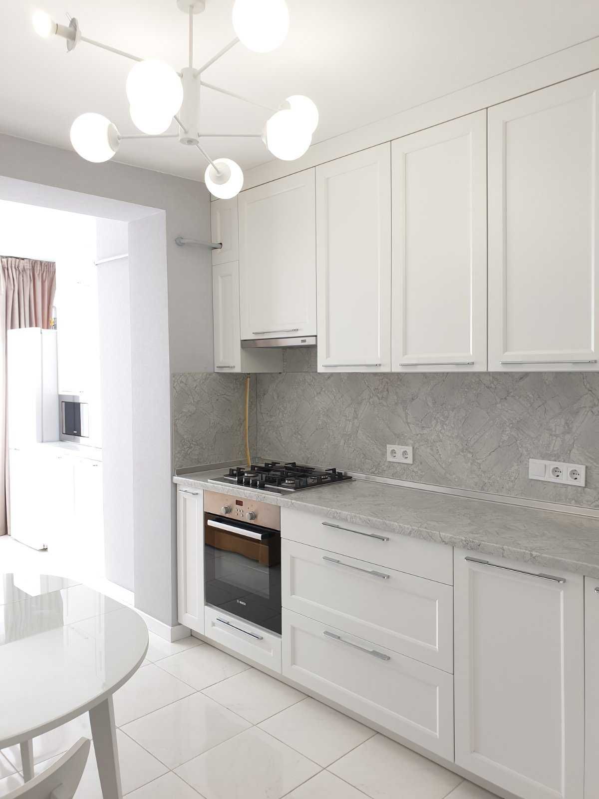 One-room apartment in elite complex ЖК София Сити near central walking alley