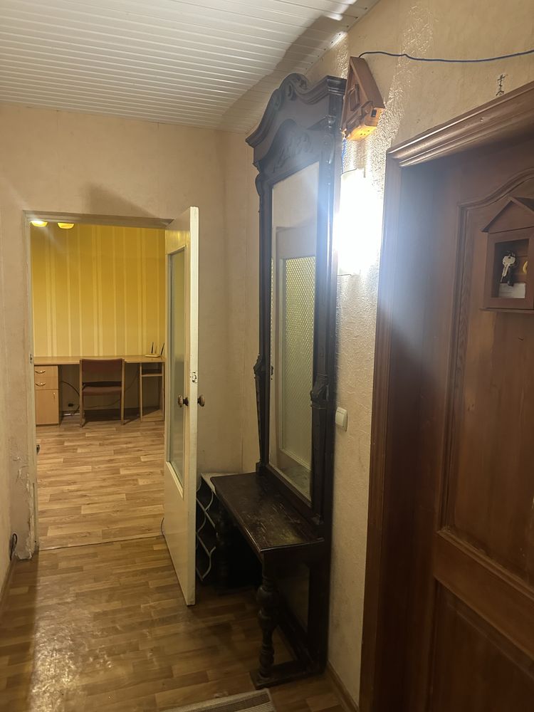 2-комнатная квартира в центре города Вышгород
