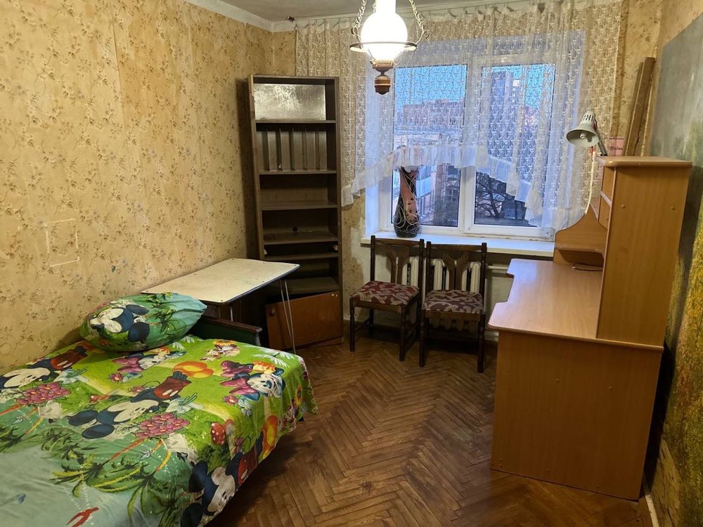Furnished 2-Bedroom Apartment with Kitchen Equipment