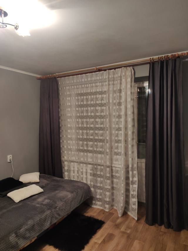 1-Room Apartment on Striyska Street, Fully Furnished, Good Condition