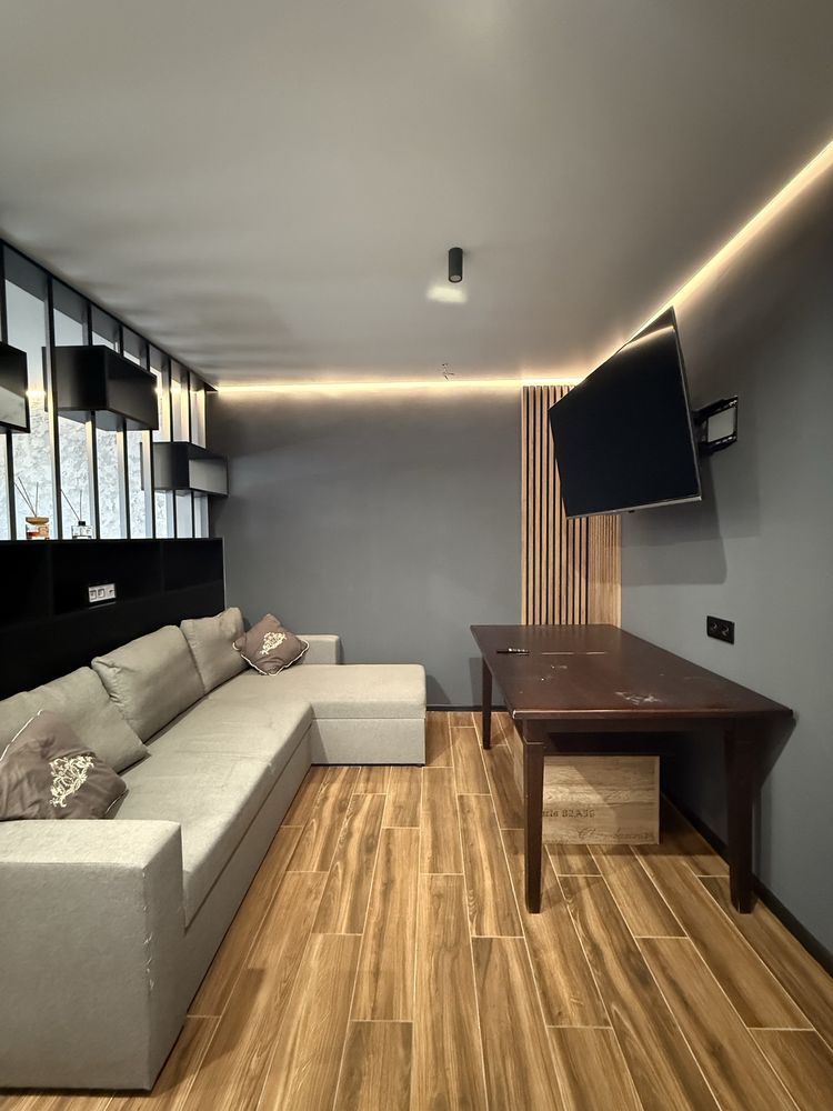 1-bedroom apartment on central Mytnytsya with full furnishing