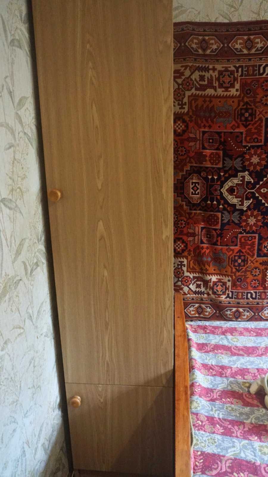 2-Room Apartment on Skoryny Street, Convenient Location