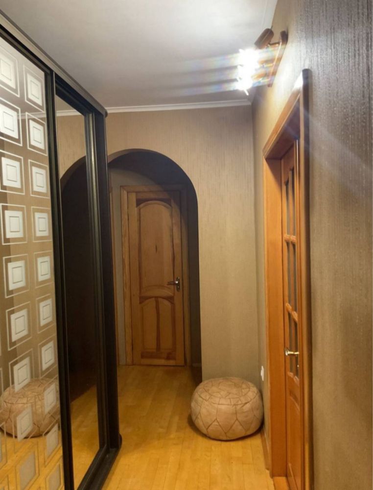 3-Room Apartment near City Center and Gorky Park with Euro Renovation