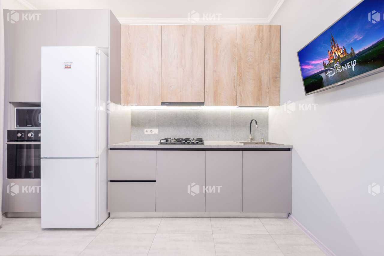 1-Bedroom Apartment near Metro with Modern Design and Full Amenities