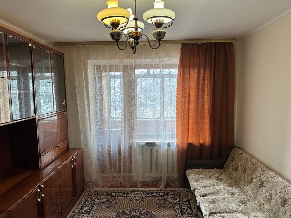 Furnished One-Bedroom Apartment with Kitchen and Balcony