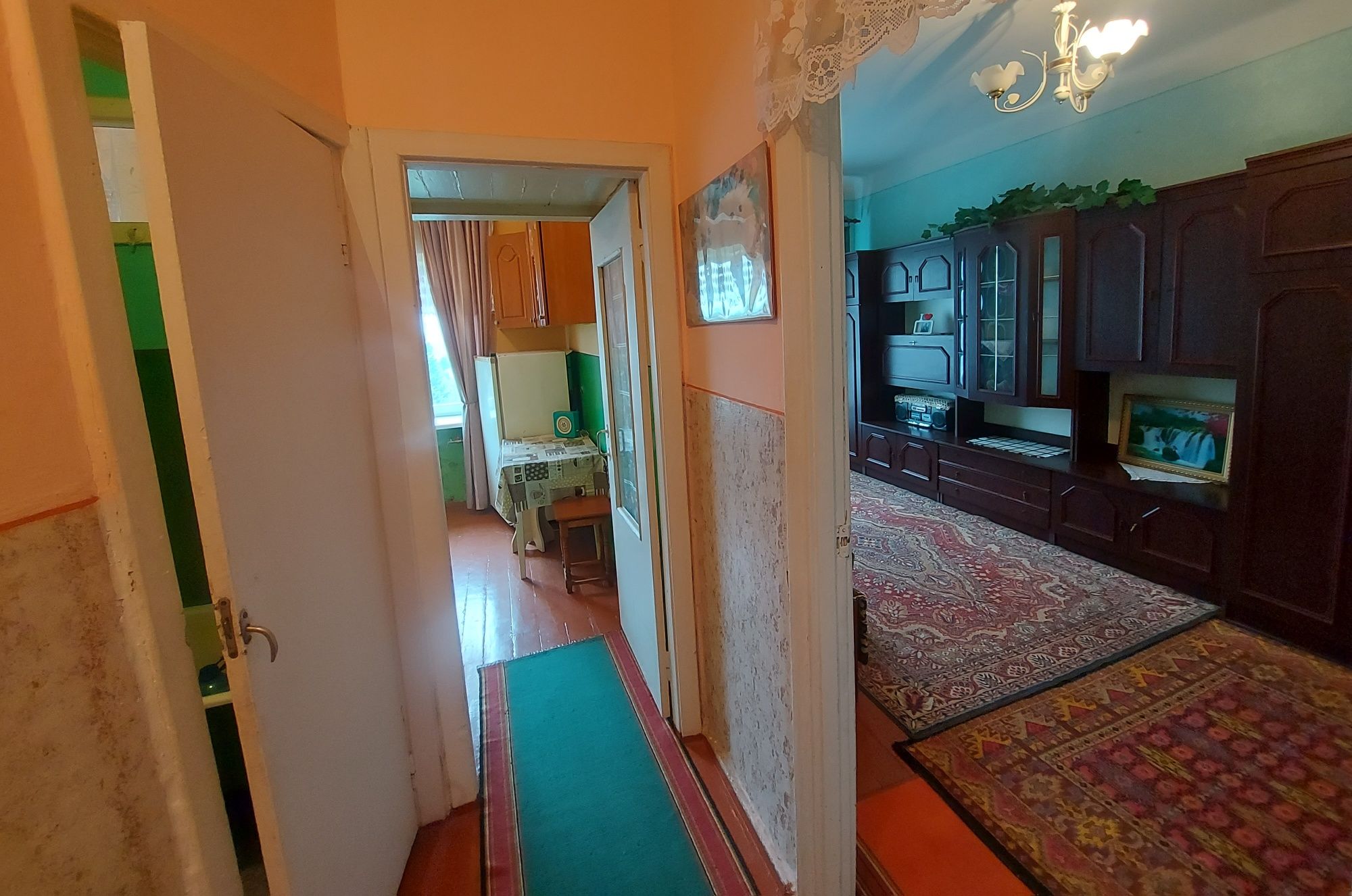 1-Room Apartment Near City Center with Washing Machine