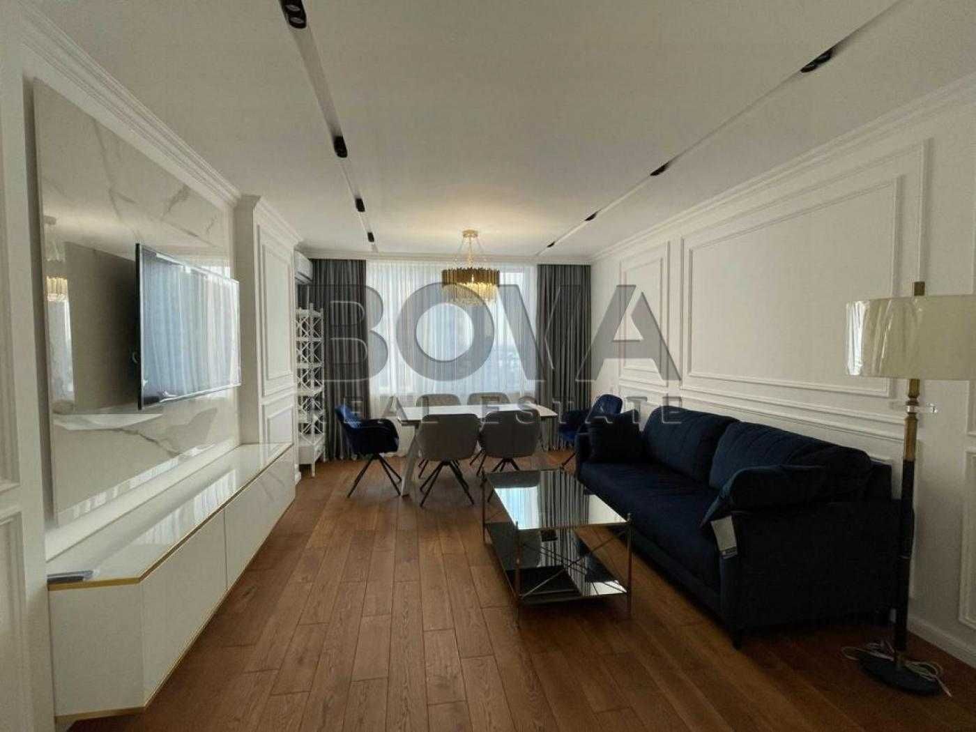 Stylish 2-bedroom apartment with panoramic Dnieper River views