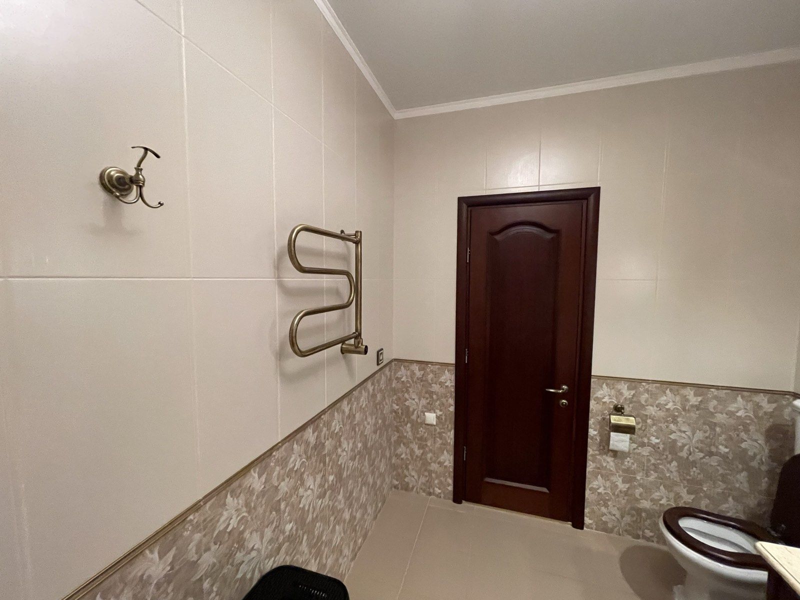3-Room Apartment with Sea and City View in Galitsky Complex