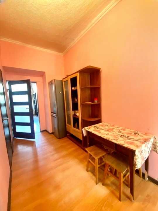 1-Room Apartment on Bazarna Street - Central Location