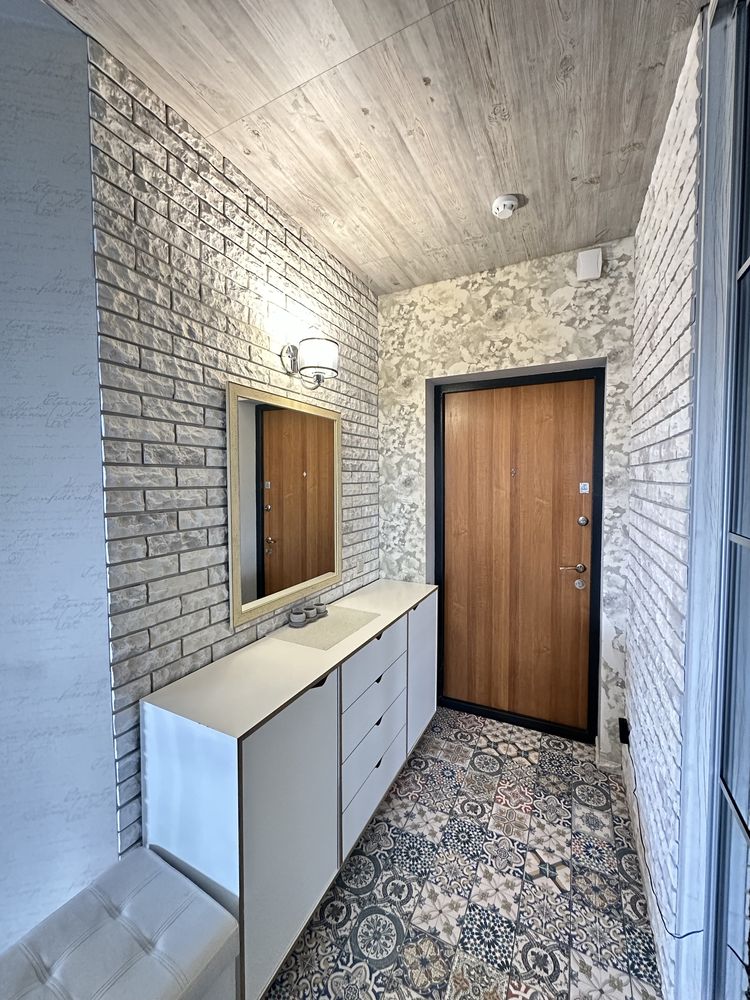 3-Bedroom Panoramic City View Apartment in Modern Residential Complex