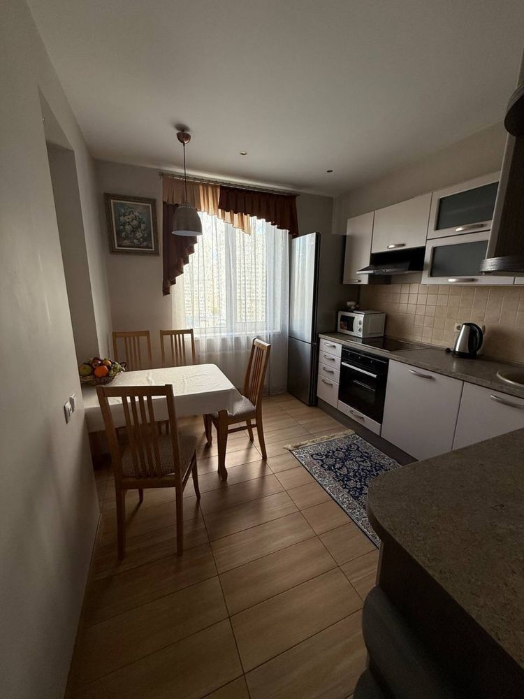 Panoramic View Apartment in Kyiv with Modern Features