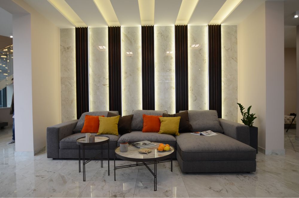 Luxury Two-Level Penthouse with Terrace and Jacuzzi
