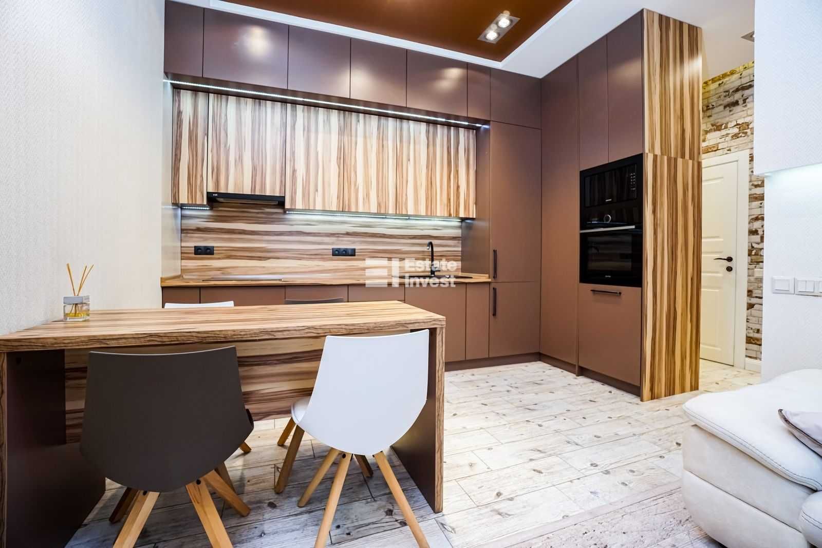 One-bedroom apartment in Posolskyi Complex with studio kitchen