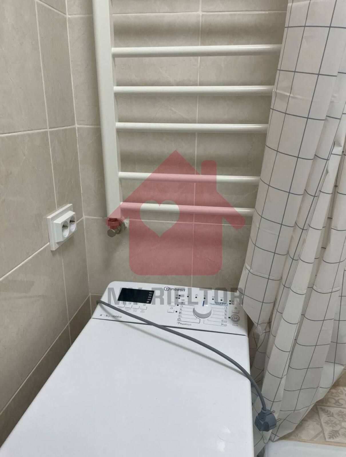 2-Room Apartment on Hrushevskyi Street, 55 sq.m, 3rd Floor