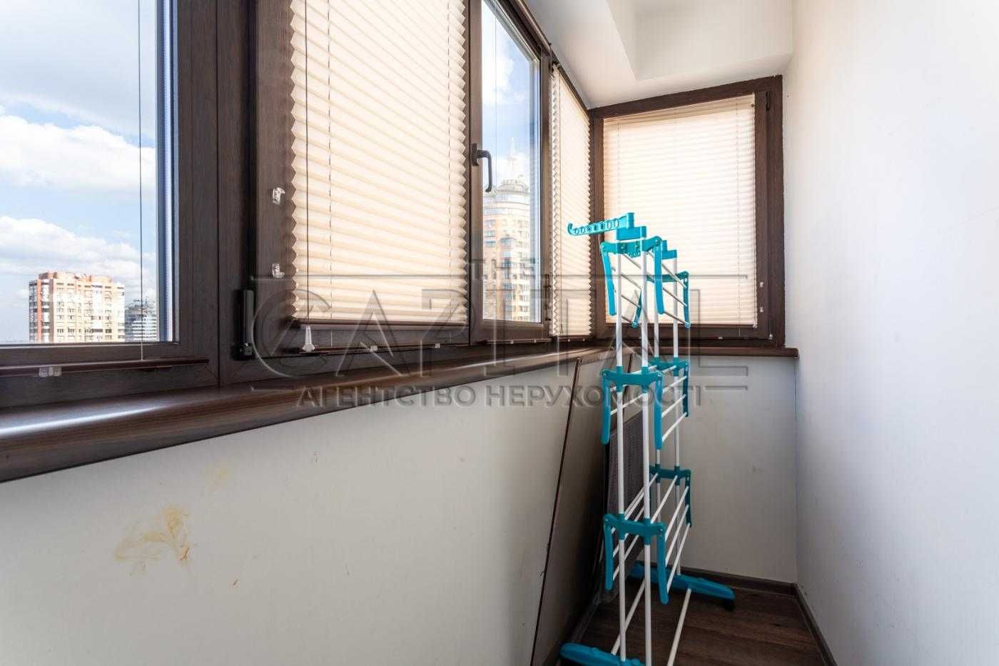 Spacious 130m² Apartment in Panorama na Pechersku Complex