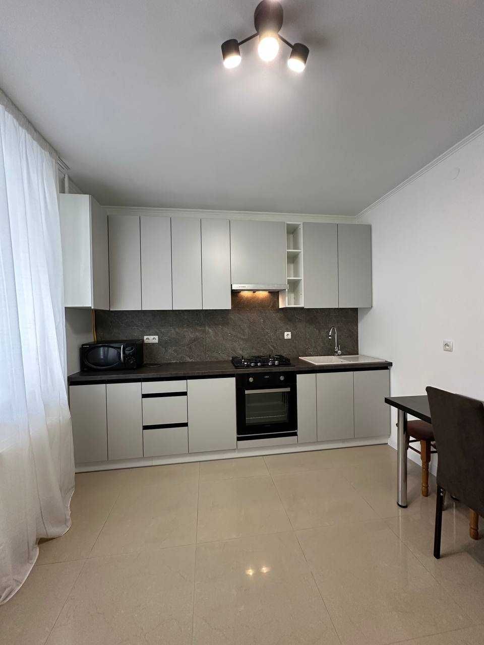 2-Room Apartment in New Building, Close to City Center