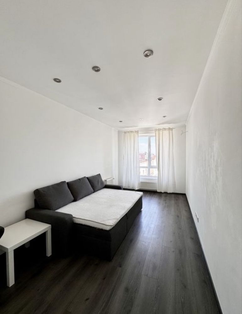 Apartment in Sofiyivska Borshchagivka, Pavla Chubinskoho Street
