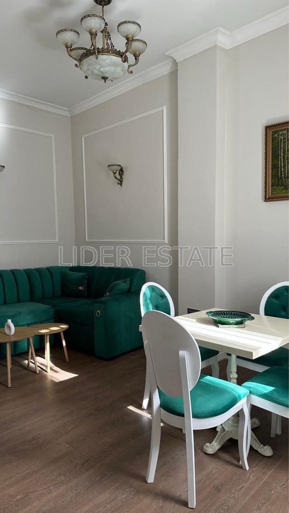 Two-level apartment in Uzhhorod city center with private courtyard