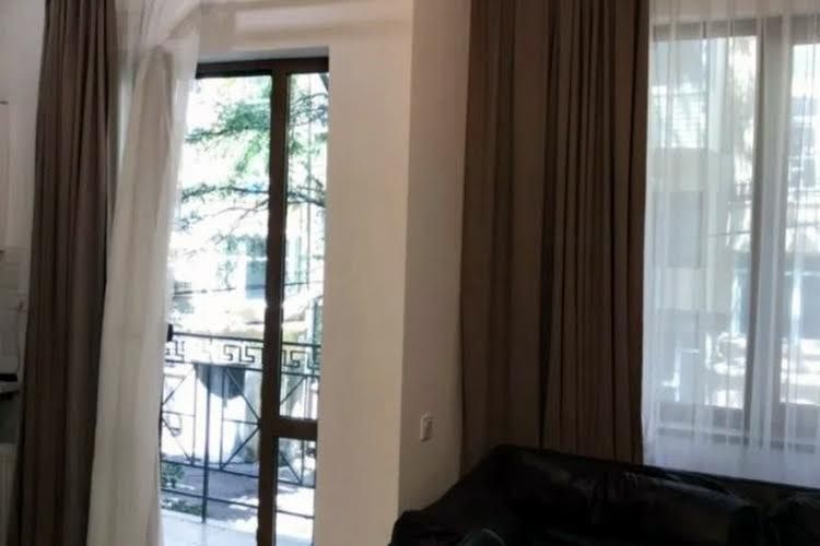 2-Room Apartment in City Center with Designer Interior