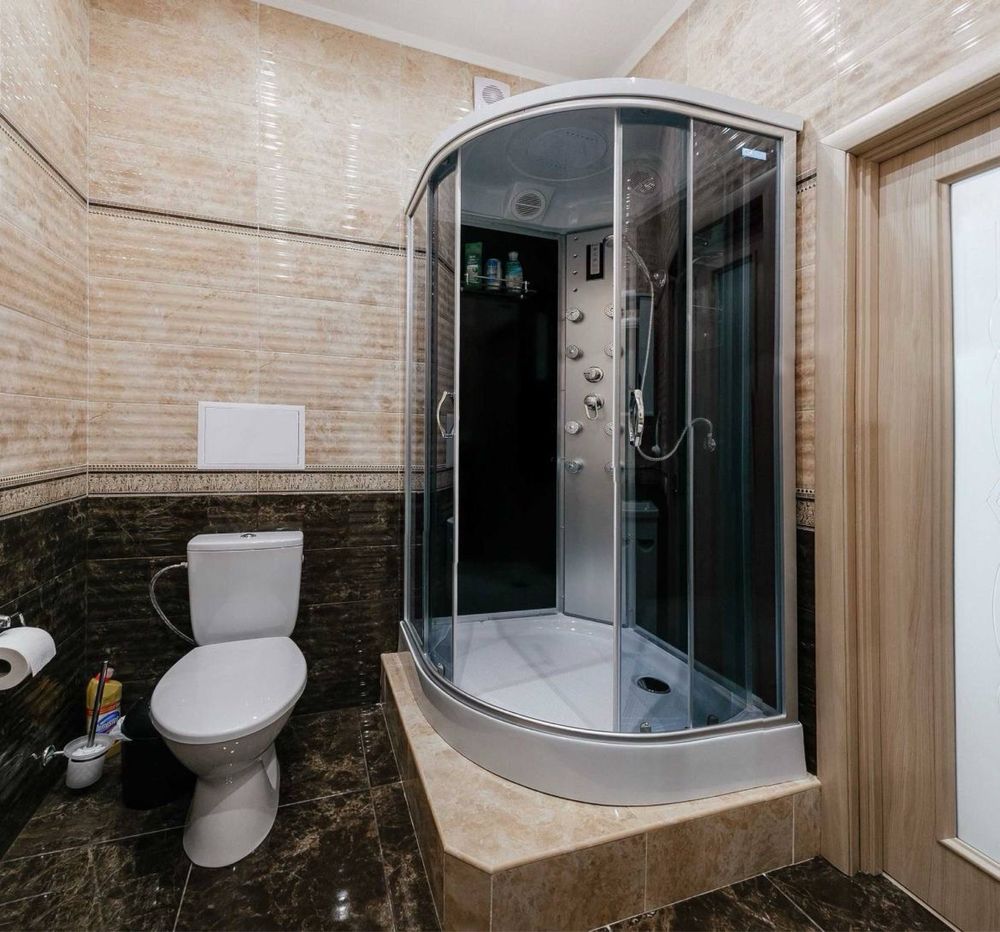 Spacious 1-bedroom apartment with sea view in Zhemchuzhina complex