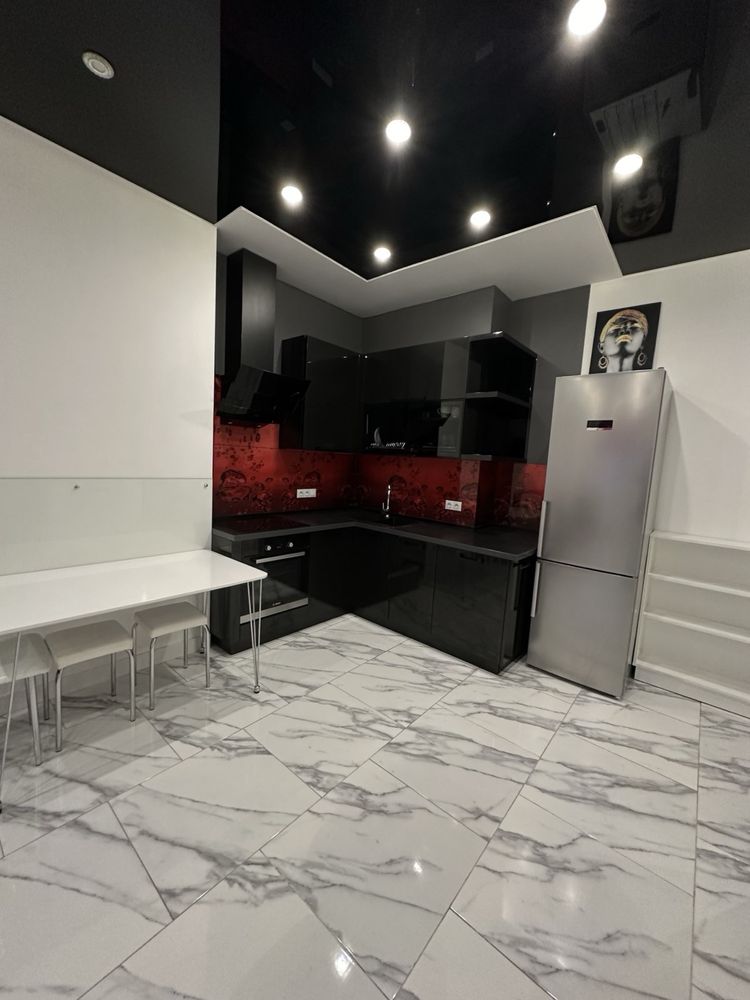 1-Bedroom Apartment in French Quarter Complex with Separate Kitchen and Bedroom