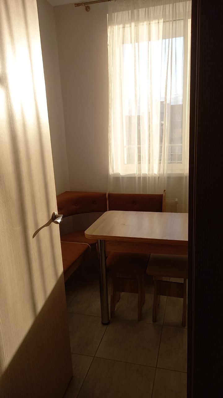 Fully Furnished Apartment with Pet-Friendly Policy