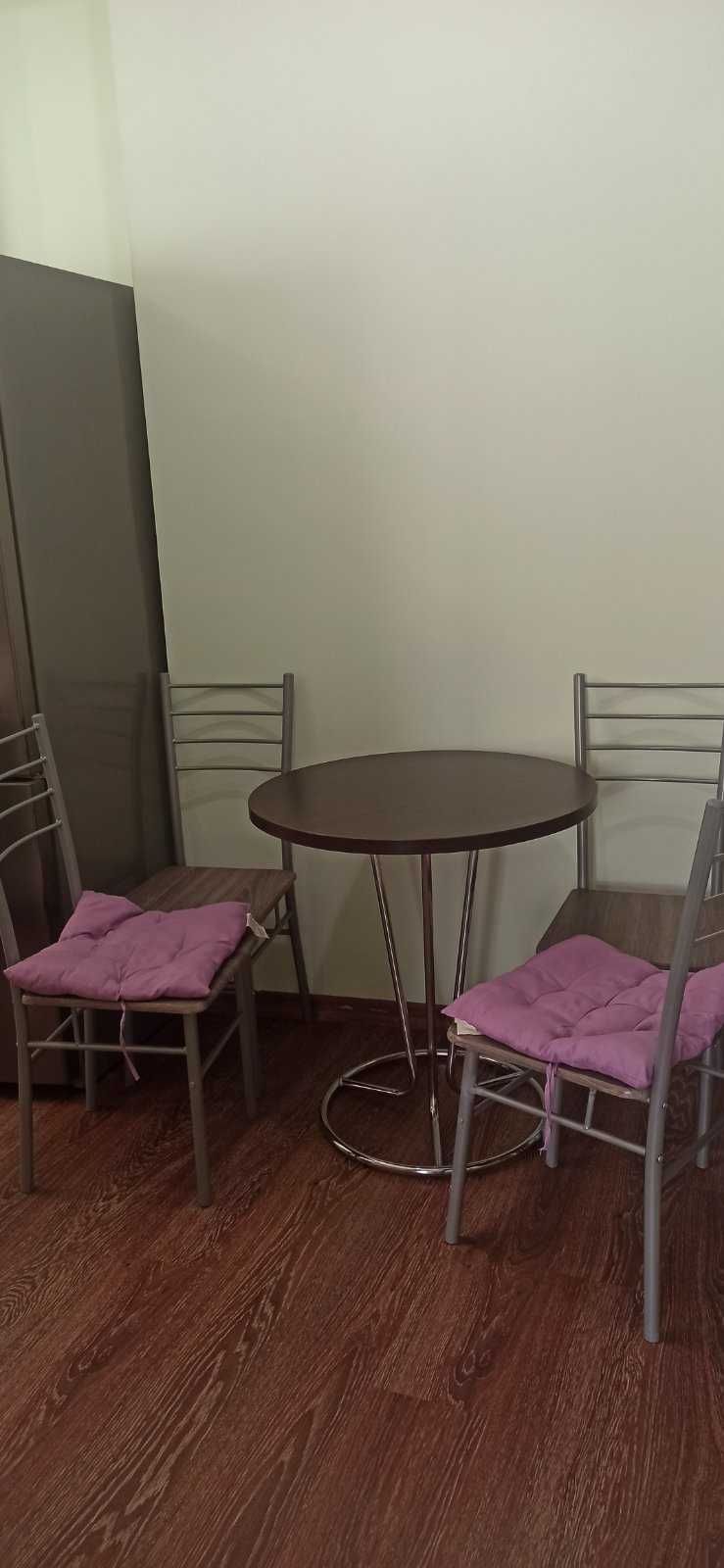1-bedroom apartment with designer renovation and full furnishing