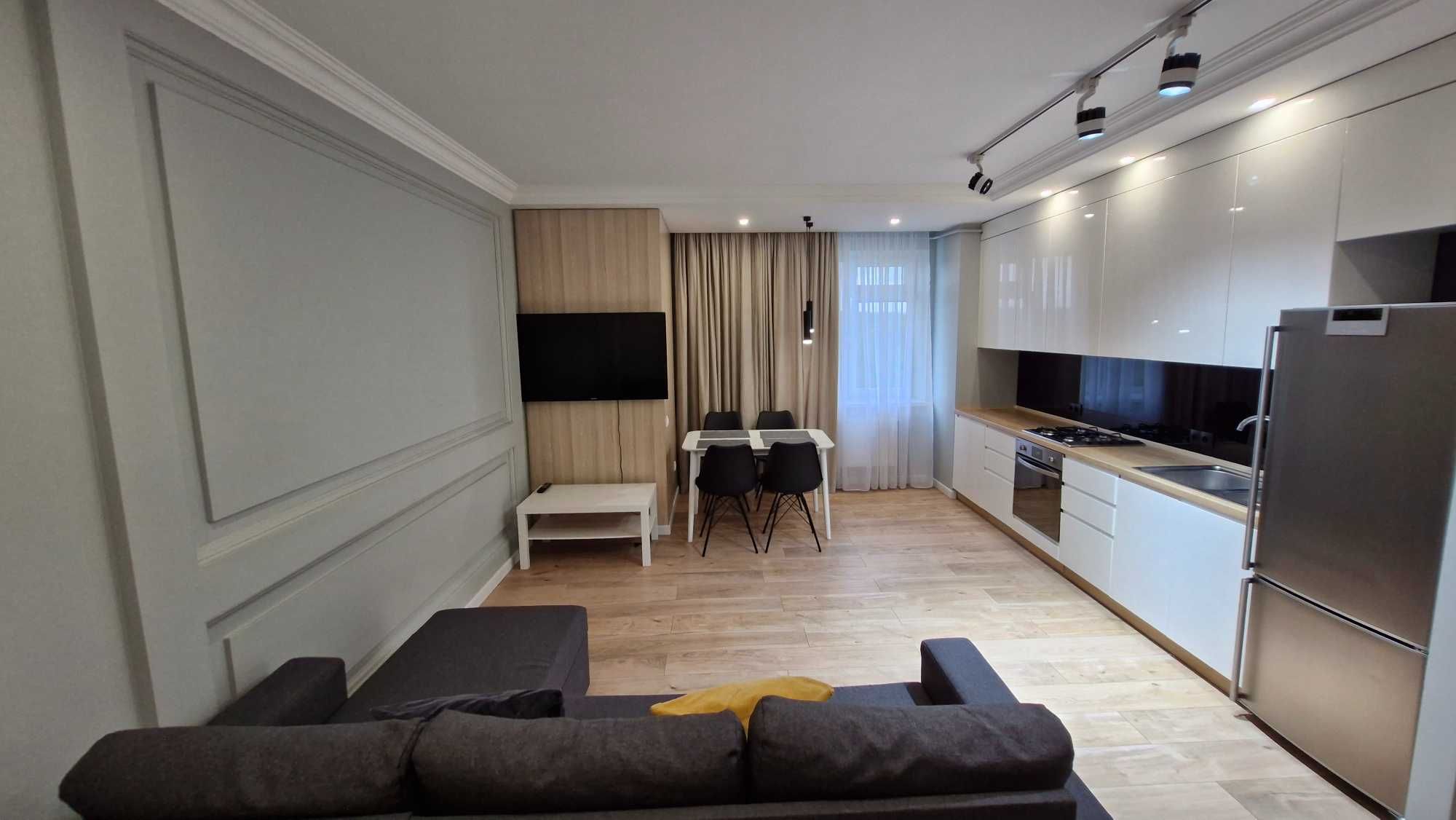 Stylish 2-room apartment in park zone with designer renovation