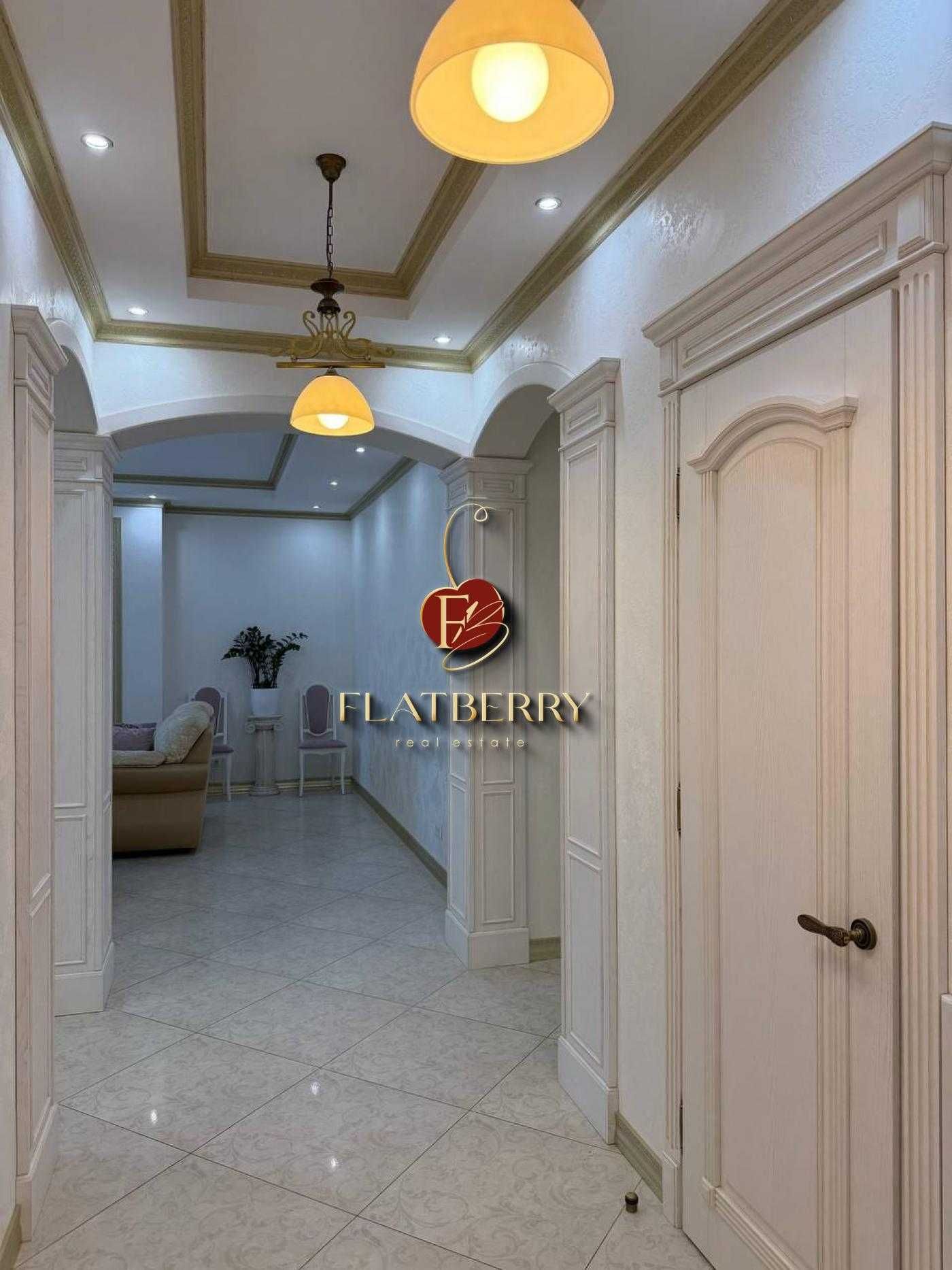 3-bedroom apartment in Botanic Paradise complex, Nazarovska Street