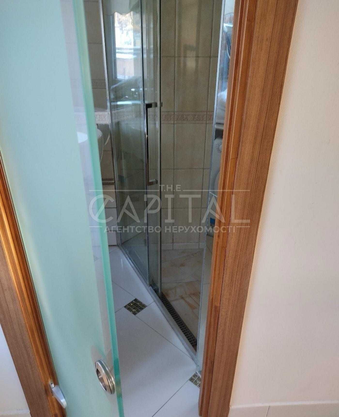 Bright and Cozy 2-Bedroom Apartment in City Center near Bessarabka Square