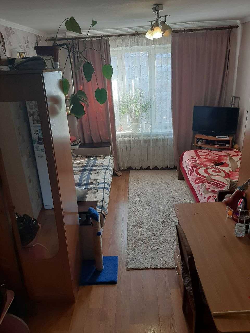Spacious Studio with Private Sink Near Metro