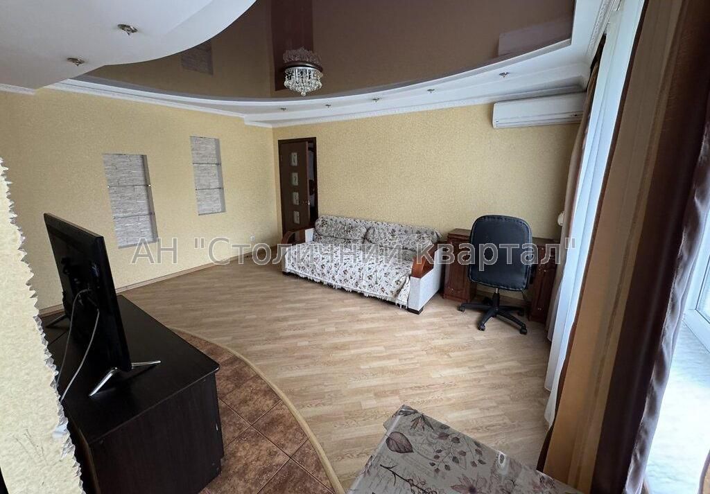 Two-room apartment near Politekhnichnyi Institute metro station
