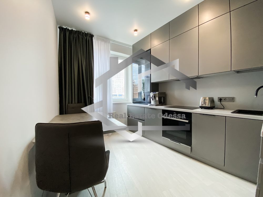 Stylish 1-Bedroom Apartment near Arcadia Beach, Odessa
