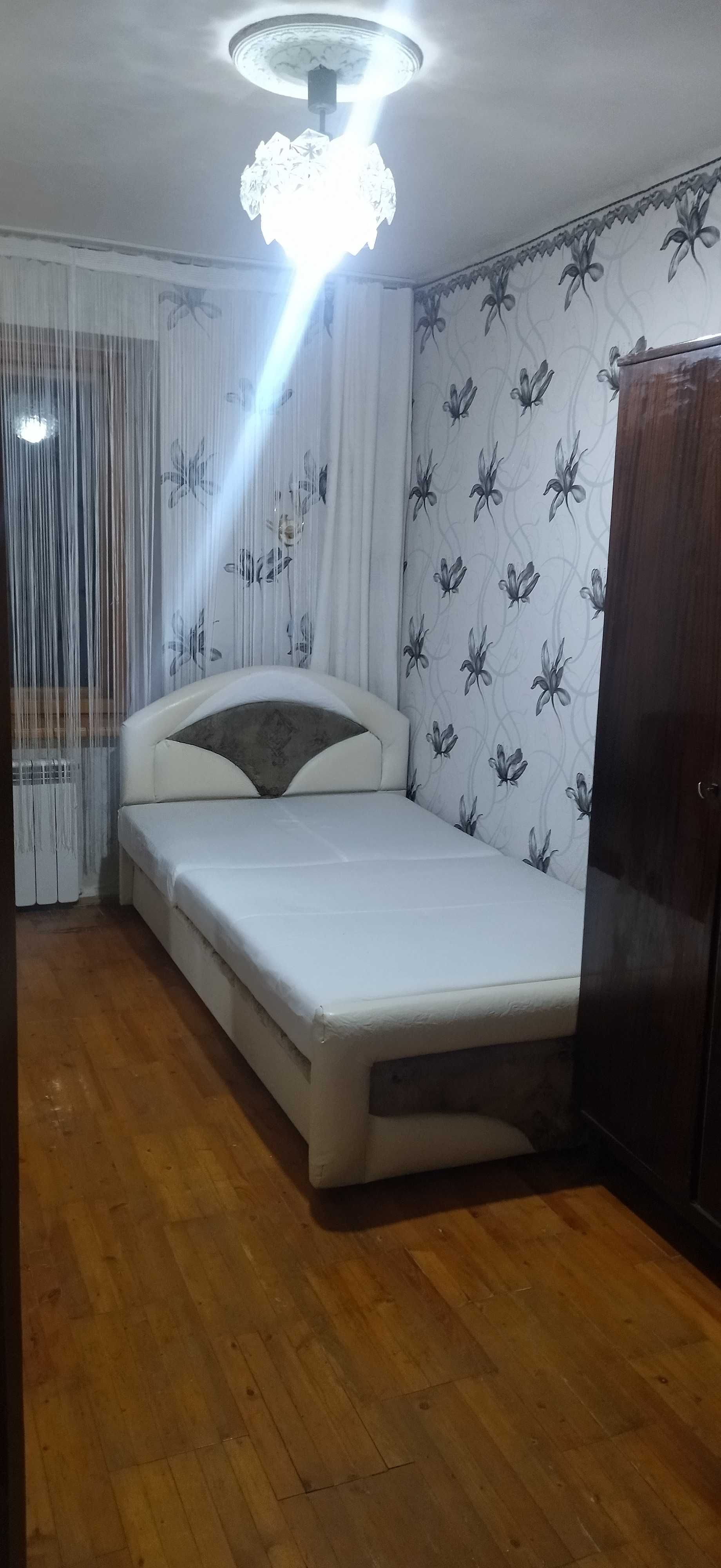 Modern 2-Bedroom Apartment Near Metro with Designer Kitchen