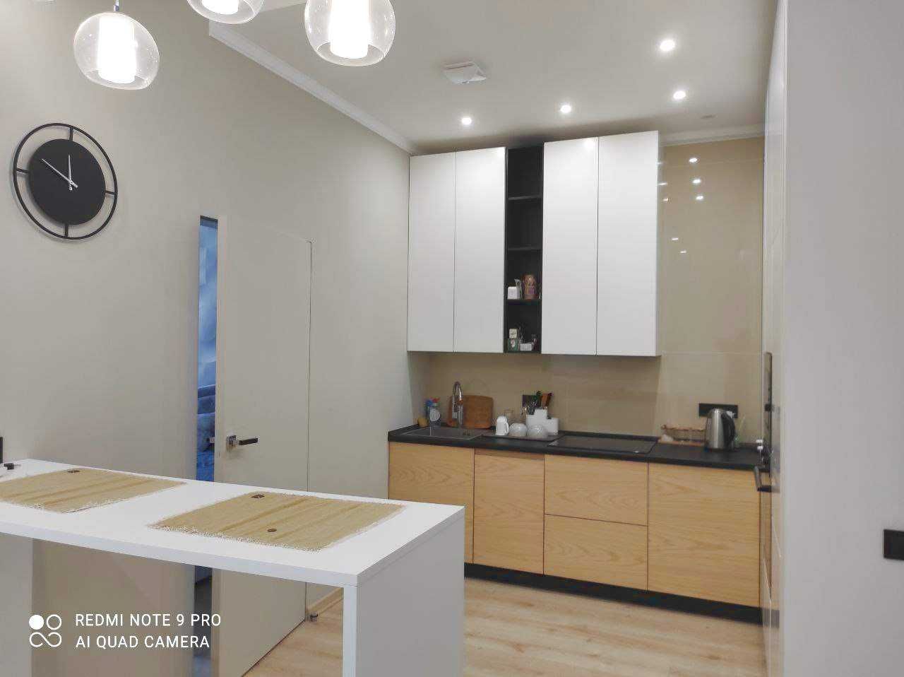 Modern 2-Bedroom Apartment with Generator Backup