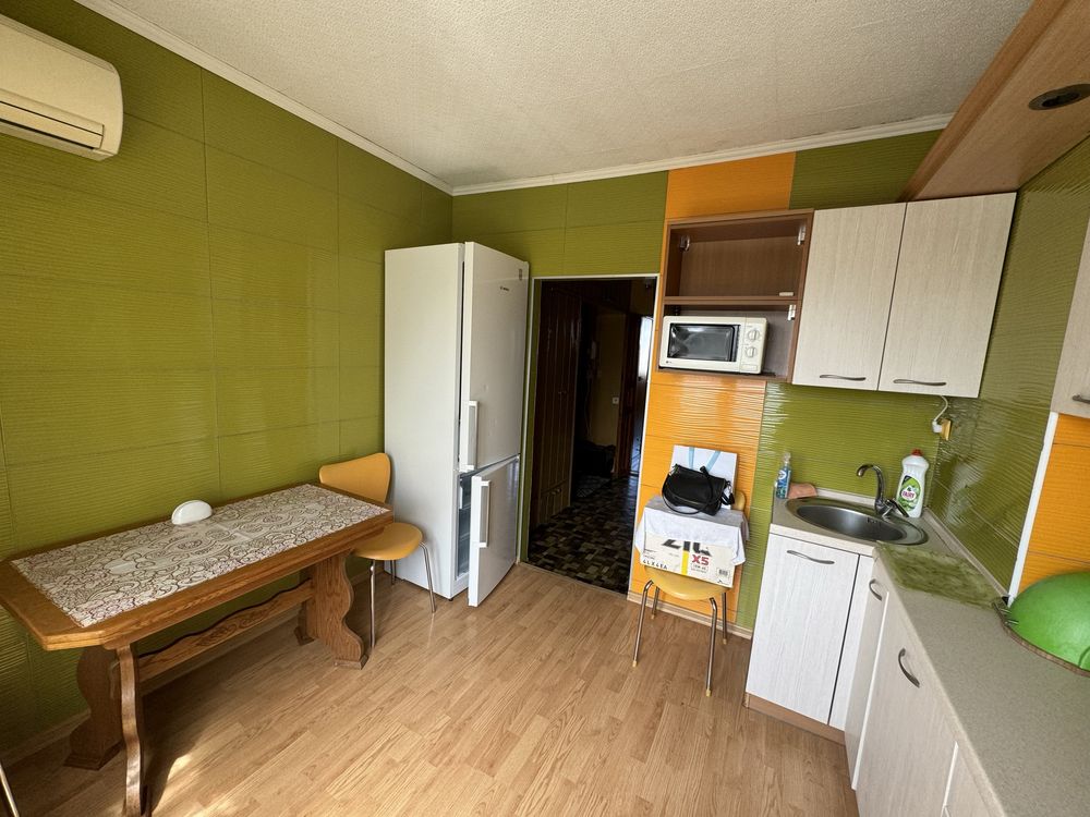 1-Room Apartment near Tairova/Kyiv Market