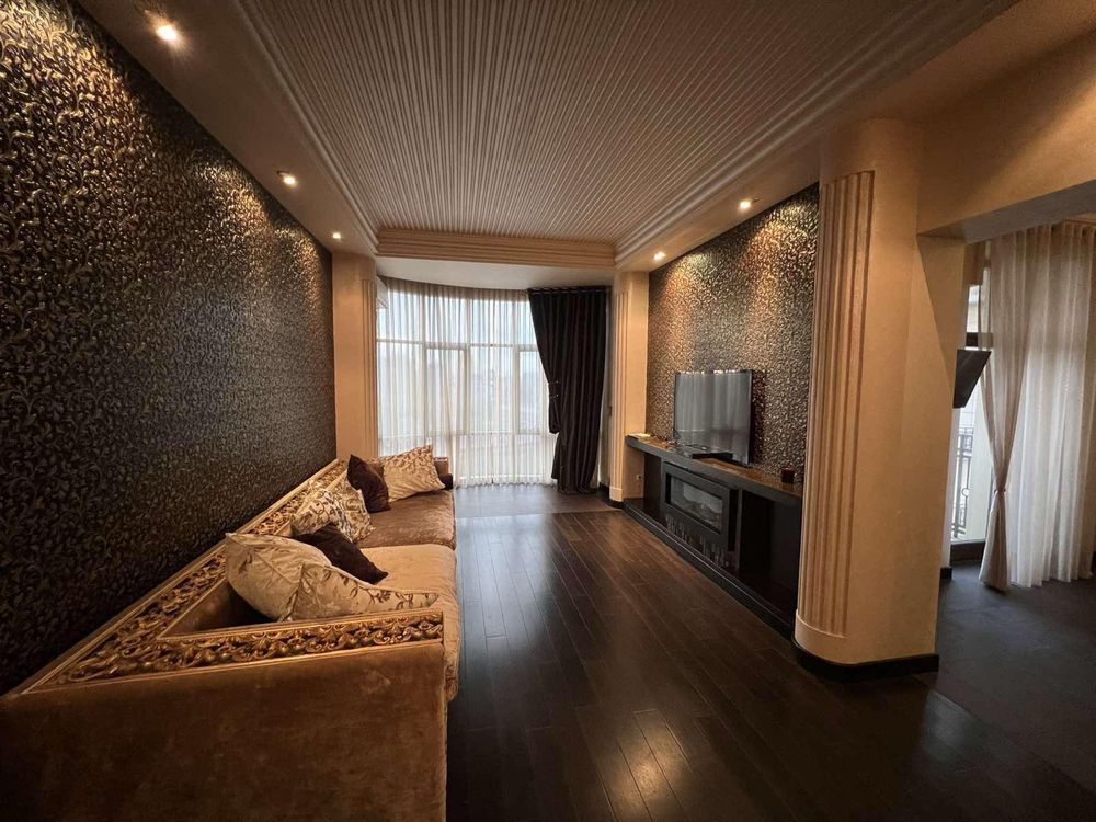 Luxury Two-Bedroom Apartment in Ark Palace Complex