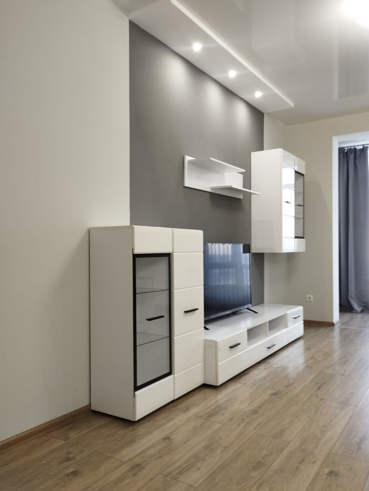 Modern Studio Apartment with Designer Renovation
