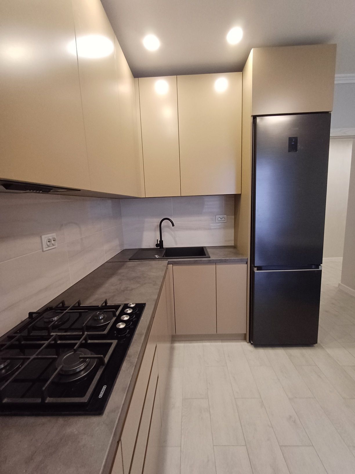 Modern 2-Bedroom Apartment with New Appliances