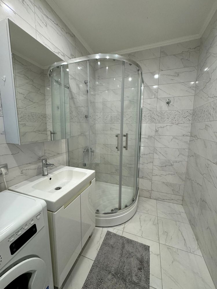 3-Room Apartment in Pearl Complex with River View and Amenities