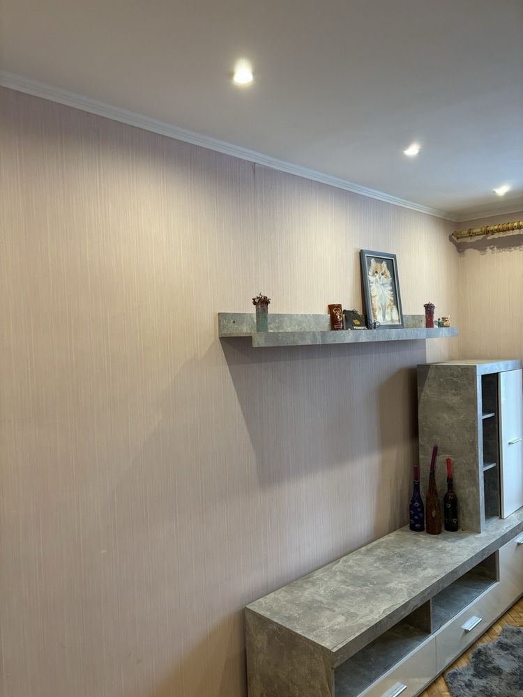 2-Room Apartment on Kyivska Street Near School, Fully Furnished