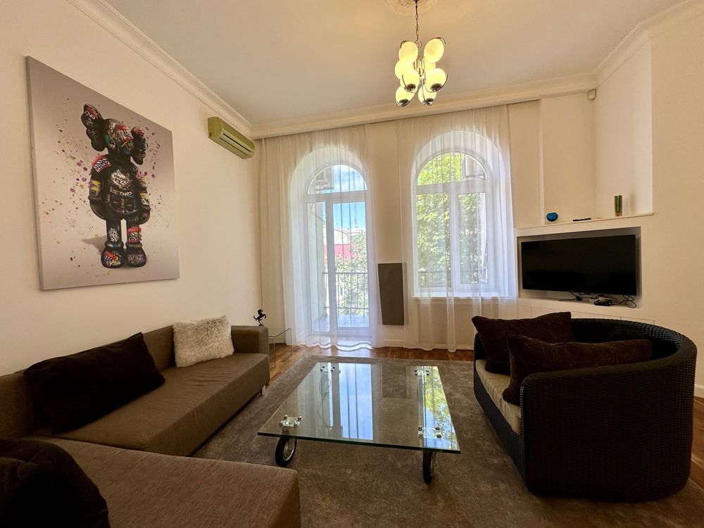 Heritage Building Apartment in Kyiv City Center