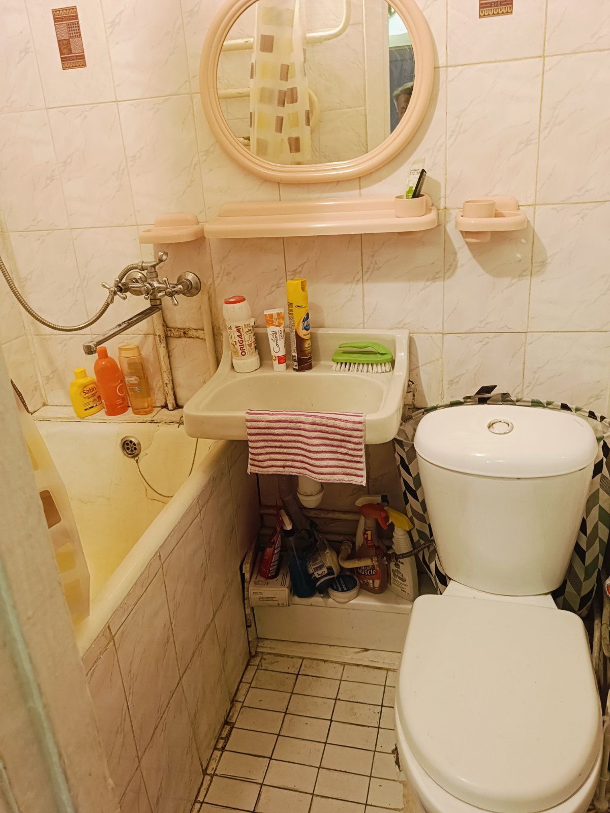 Cozy Studio Apartment with Loggia Near Amenities