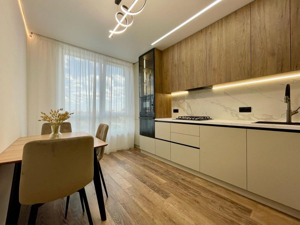 Cozy One-Bedroom Apartment in Family Plaza Complex with Modern Design