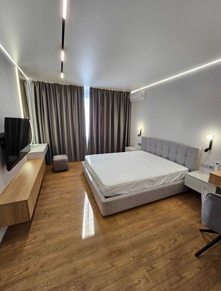 Modern One-Bedroom Apartment with Ergonomic Design in Goloseevo Complex