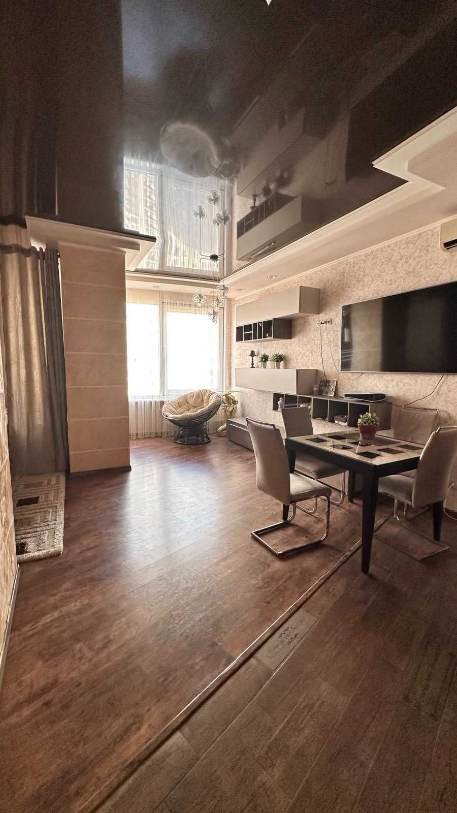 Ultra-modern 2-room apartment in elite Palmira residential complex