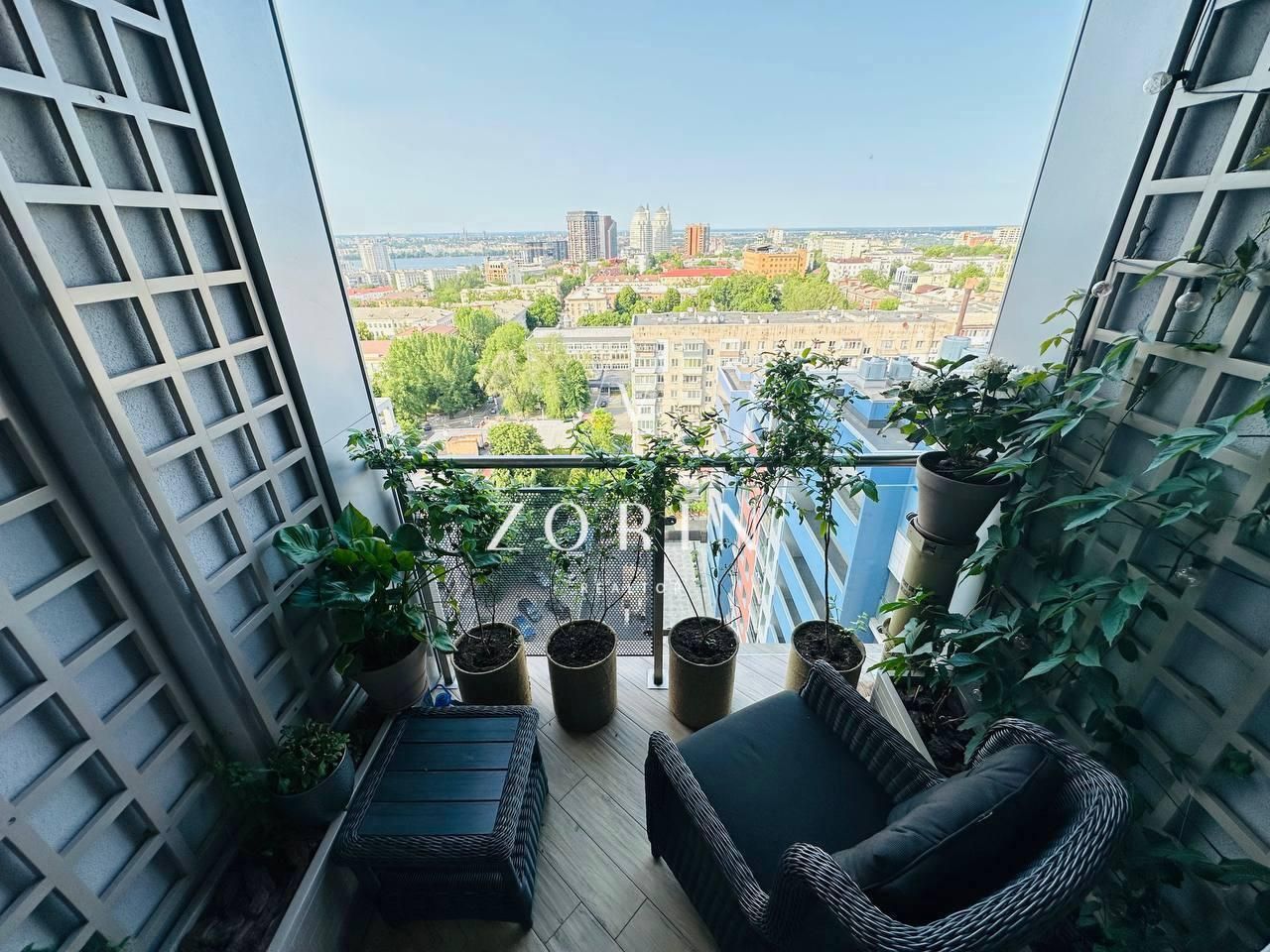 3-Room Premium Apartment in IQ House Complex