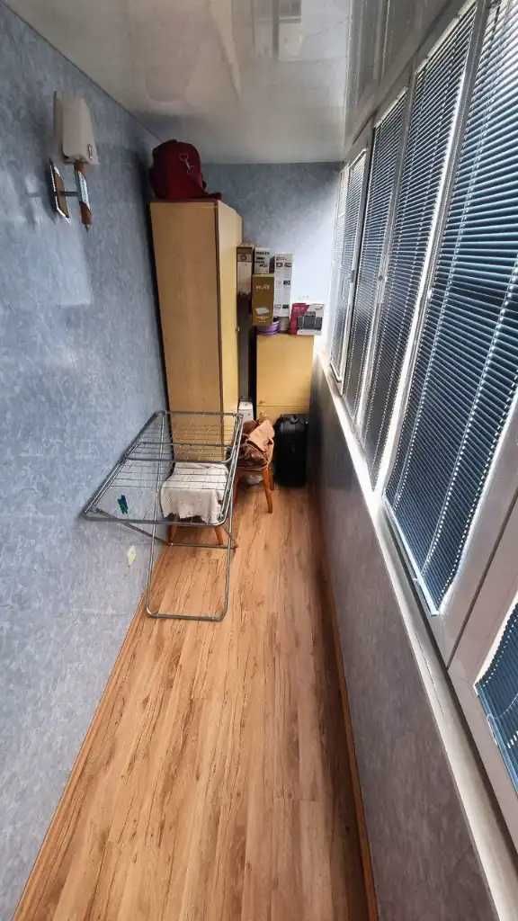 2-Room Apartment on Heroiv Avenue, Convenient Location, Pet-Friendly