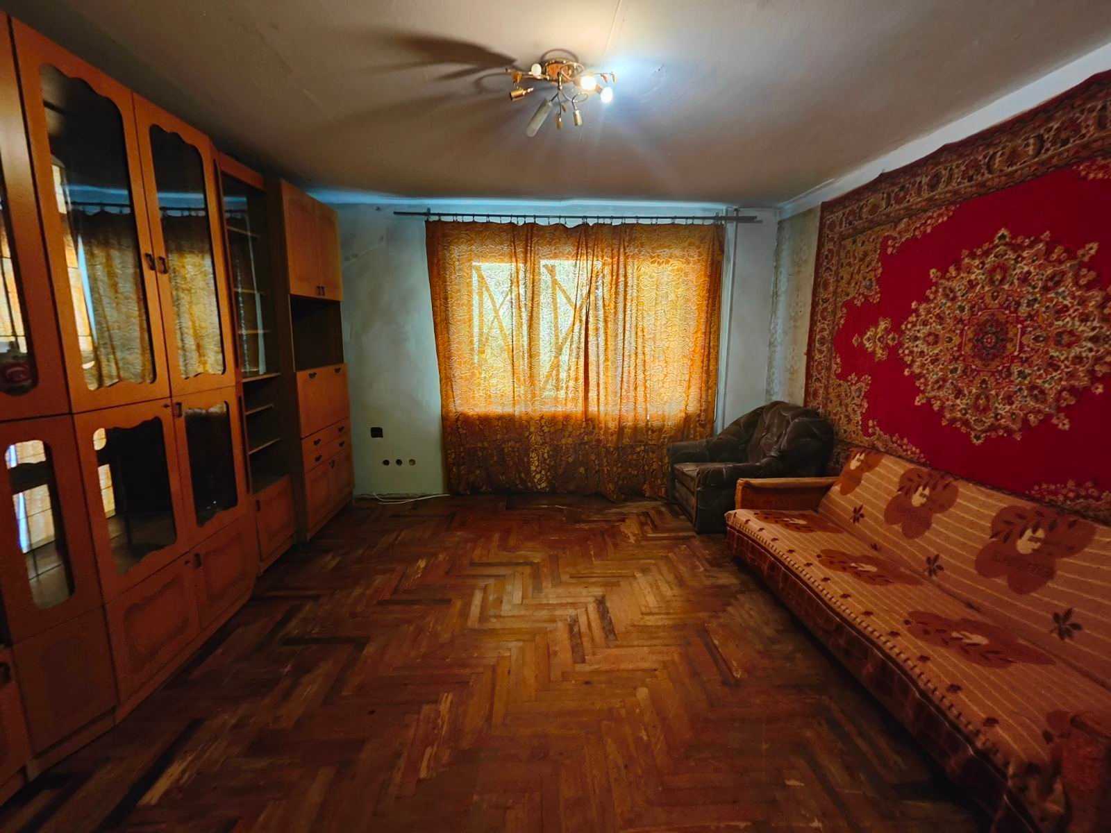 Furnished apartment with separate bathroom in Shevchenkivskyi